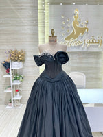 Load image into Gallery viewer, Jabador Dress Qatar