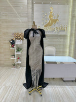 Load image into Gallery viewer, Elegant dresses can be made in a range of different colors.