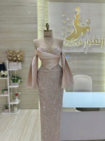 Load image into Gallery viewer, Red Dress Qatar