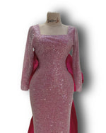 Load image into Gallery viewer, Elegant dress suitable for galas, parties, or special events.
