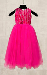 Load image into Gallery viewer, Jabador Dress Qatar