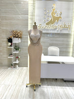Load image into Gallery viewer, Elegant dress suitable for galas, parties, or special events.