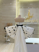 Load image into Gallery viewer, A queen-style dress, crepe with shantung attached-skirt.