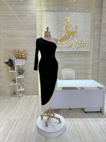 Load image into Gallery viewer, Red Dress Qatar