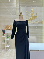 Load image into Gallery viewer, Elegant dresses can be made in a range of different colors.