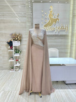 Load image into Gallery viewer, Fashion Designer. Qatar