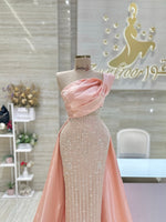 Load image into Gallery viewer, Night Dress, Qatar