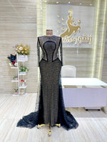 Load image into Gallery viewer, Elegant dresses can be made in a range of different colors.