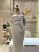 Load image into Gallery viewer, Red Dresses Qatar
