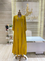 Load image into Gallery viewer, Custom-made party dress designed to flatter your figure.