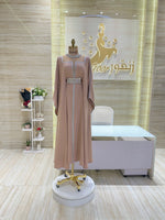 Load image into Gallery viewer, Qatar Girls Dress