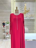 Load image into Gallery viewer, Elegant dress suitable for galas, parties, or special events.