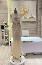 Load image into Gallery viewer, Elegant dress suitable for galas, parties, or special events.