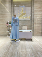 Load image into Gallery viewer, Elegant dress suitable for galas, parties, or special events.