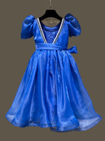 Load image into Gallery viewer, Fashion Designer. Qatar