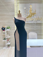 Load image into Gallery viewer, Bespoke dresses Qatar
