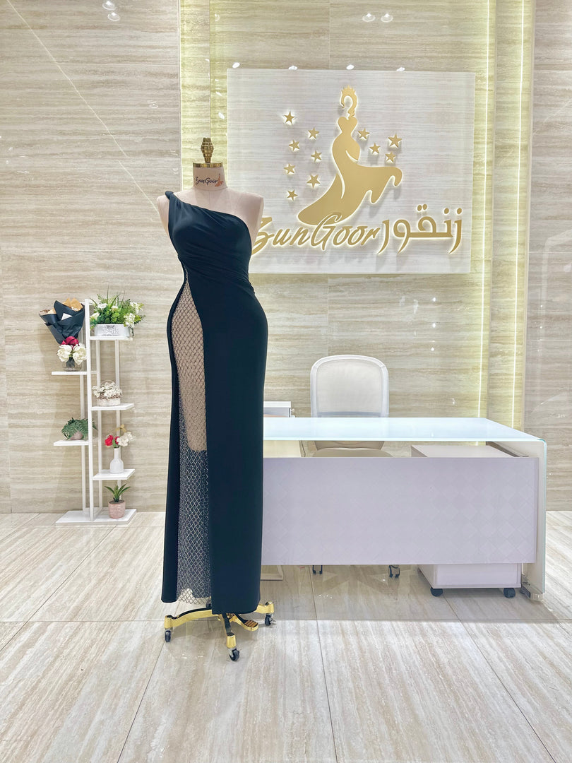 Custom-made dresses Qatar