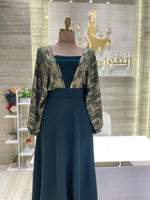 Load image into Gallery viewer, Elegant dress suitable for galas, parties, or special events.
